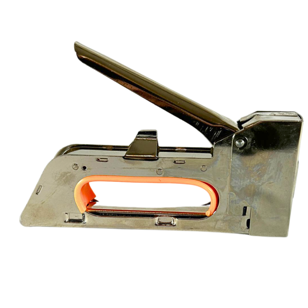 Tacker für Holz und Stoff – ergonomischer Griff für komfortables Arbeiten.